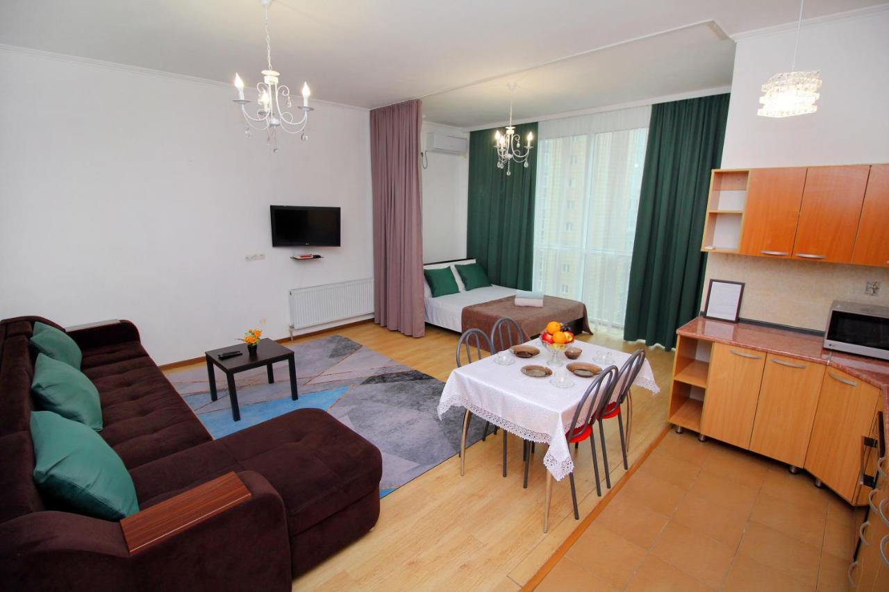 Уютные И Комфортные Квартиры В Жк Манхэттен Apartman Almati Kültér fotó