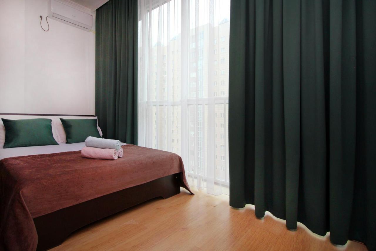 Уютные И Комфортные Квартиры В Жк Манхэттен Apartman Almati Kültér fotó